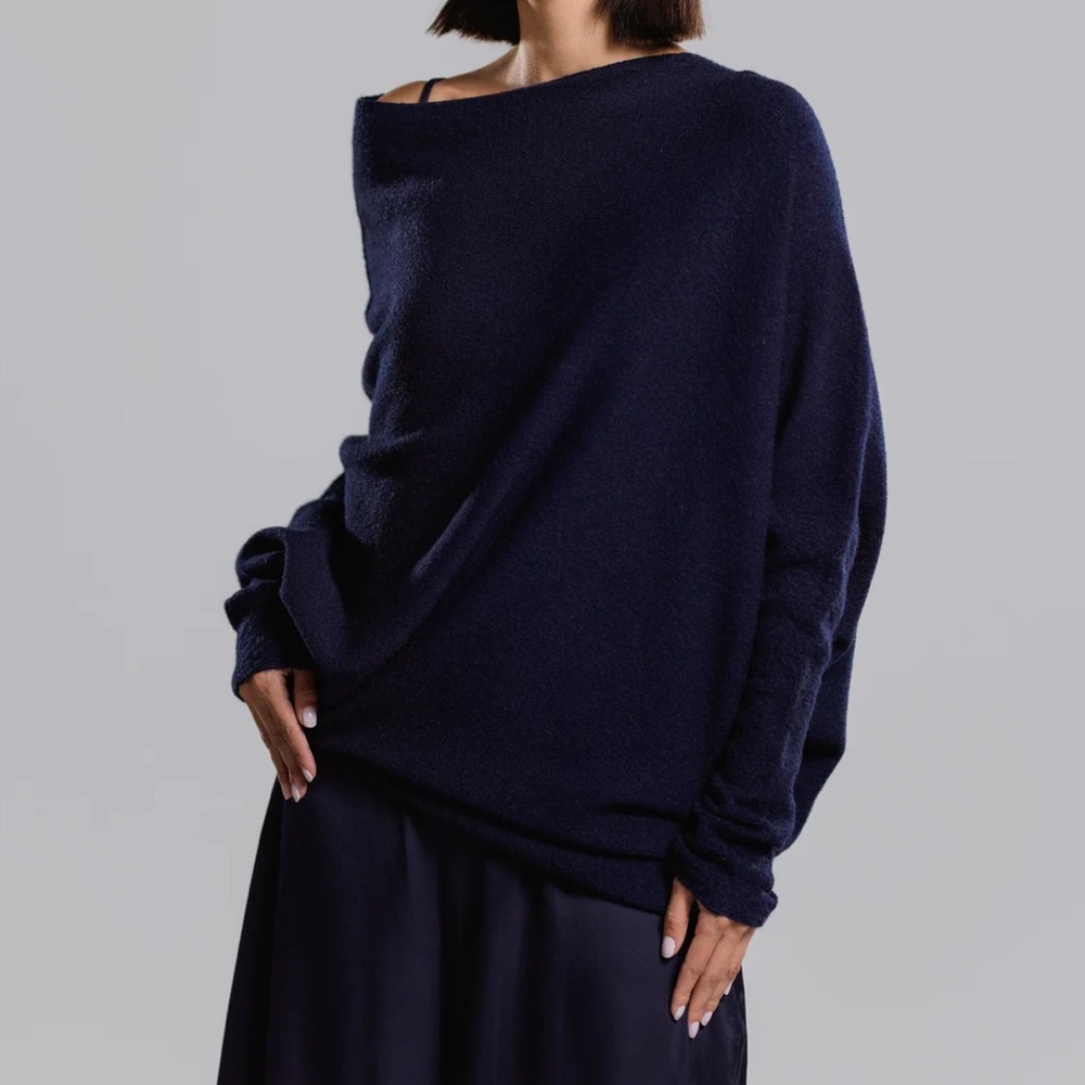 Jaki London Assymetrical Red Violet Seamless Knit Sweater - S/M - Made in Italy - Picture 7 of 8